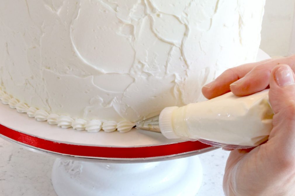 Cake Masters Magazine - Christmas Wedding Cake