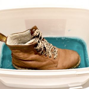 Take extreme care as this is piping hot and pour into the container. You will need a 3cm rim around the boot for strength. Ensure your boot is clean and place into the liquid mould making sure the complete sole is immersed. Leave to cool and set.
