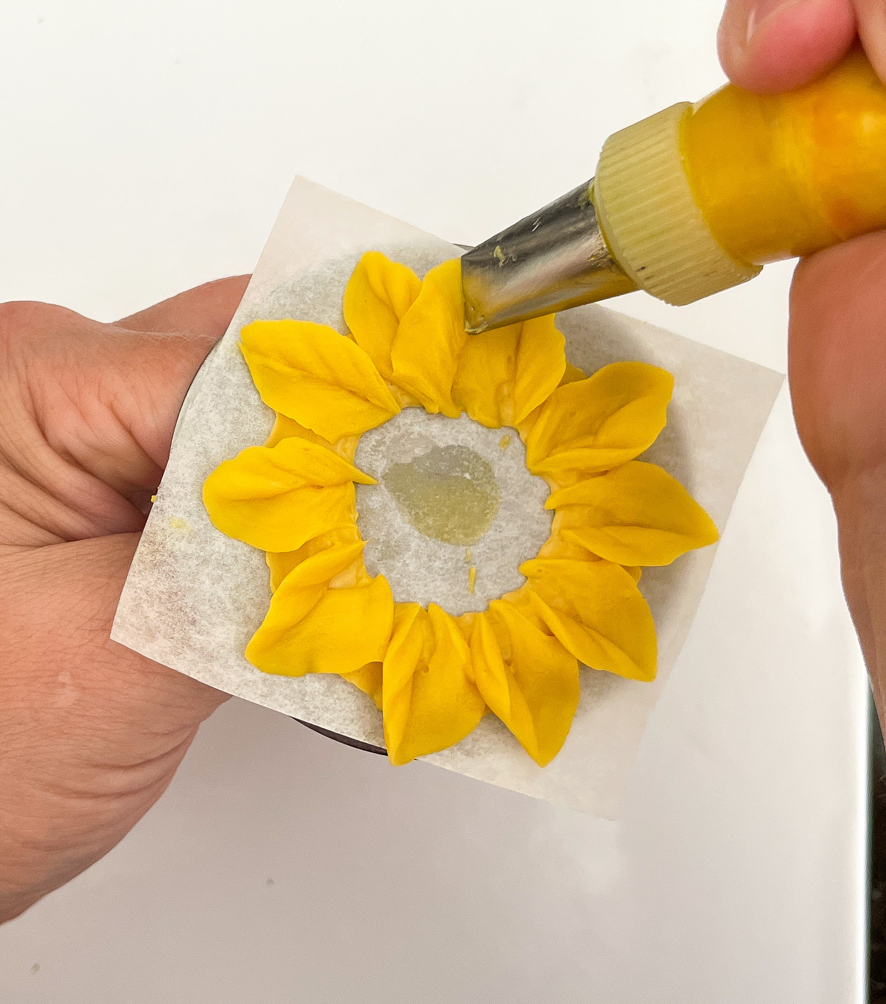 Pipe royal icing flowers