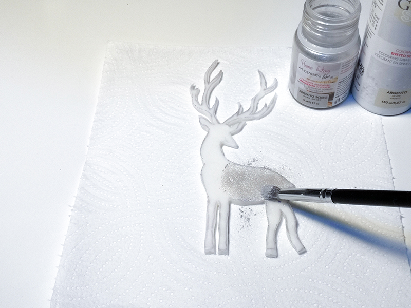 Cut Christmas shapes from modelling paste and add shimmer